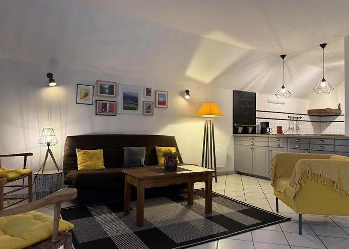 Millerou Ferienhaus Montory